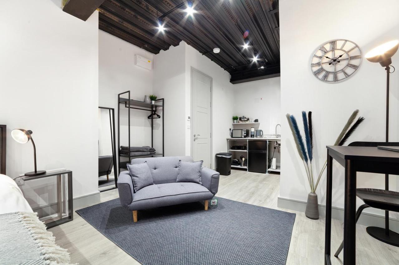 Modern Luxury Studios London Exteriör bild